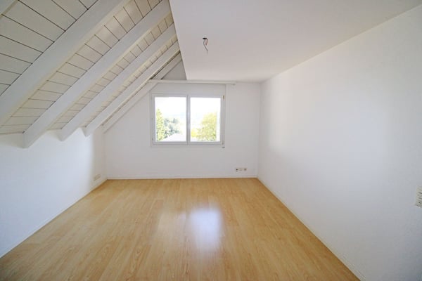 Ein absolutes Wohnjuwel, grosszügige 3.5-Zimmer-Maisonette-Wohnung zur Miete in Herzogenbuchsee 11