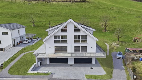 Moderne Doppelhaushälfte im Grünen mit Säntissicht – bezugsbereit 4