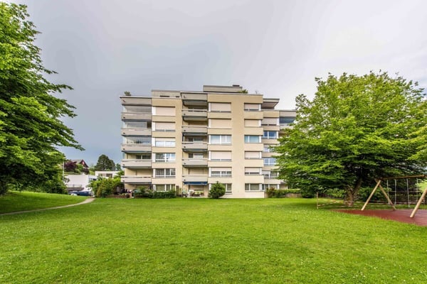 Grosszügige 5.5-Zimmer-Familienwohnung im beliebten Bruggereggquartier 17