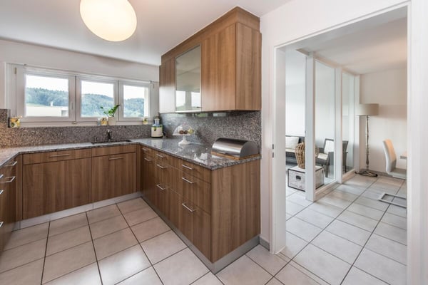 Grosszügige 5.5-Zimmer-Familienwohnung im beliebten Bruggereggquartier 5