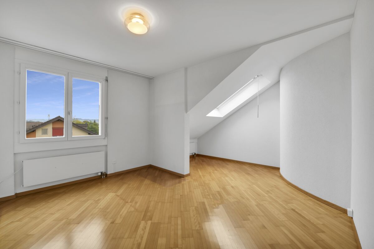 Immobilie in Flawil - Wohntraum mit Stil – Licht, Höhe und Wärme inklusive - Bild 8