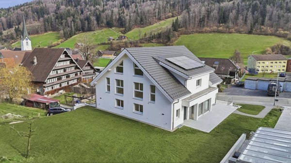 Moderne Doppelhaushälfte im Grünen mit Säntissicht – bezugsbereit 4