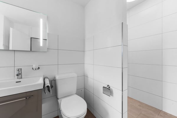 Wohnen mit Komfort und Weitblick – 5.5 Zimmer im Zentrum 17