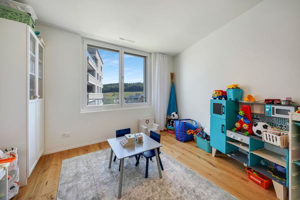 Ein Zuhause mit Weit- und Bergblick sowie hoher Wohnqualität 13