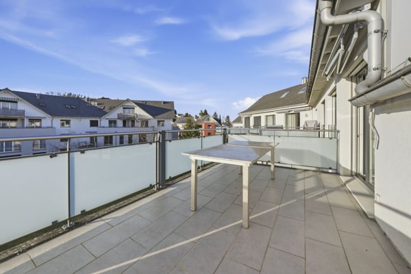 Grosszügige Dachmaisonettewohnung mit viel Licht und drei Balkonen 17