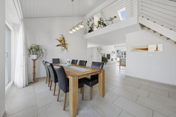 Grosszügige Dachmaisonettewohnung mit viel Licht und drei Balkonen 3