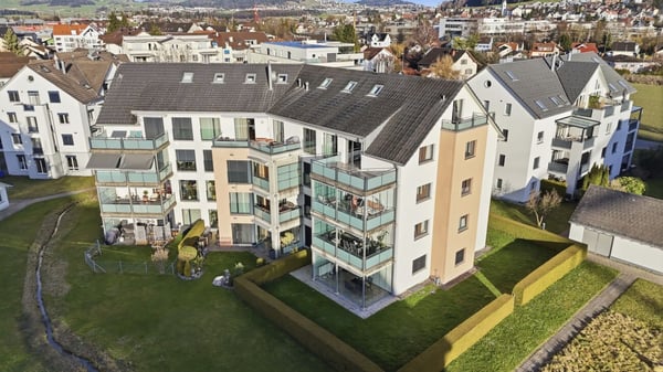 Grosszügige Dachmaisonettewohnung mit viel Licht und drei Balkonen 19