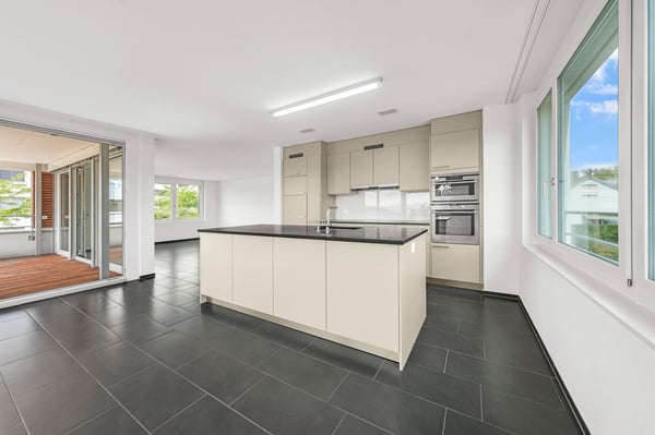 Grosszügiges 5.5-Zimmer-Wohnjuwel mit Weitblick – modern, hochwertig und familienfreundlich 5