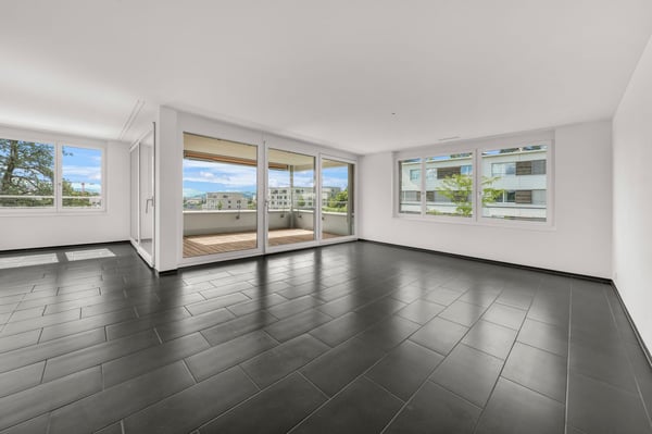 Grosszügiges 5.5-Zimmer-Wohnjuwel mit Weitblick – modern, hochwertig und familienfreundlich 2