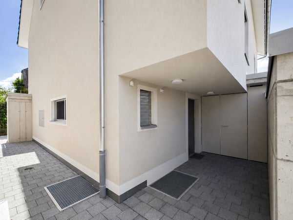 Neuwertiges 6.5-Zimmer-Doppeleinfamilienhaus mit hochwertigem Ausbau in Safenwil 21