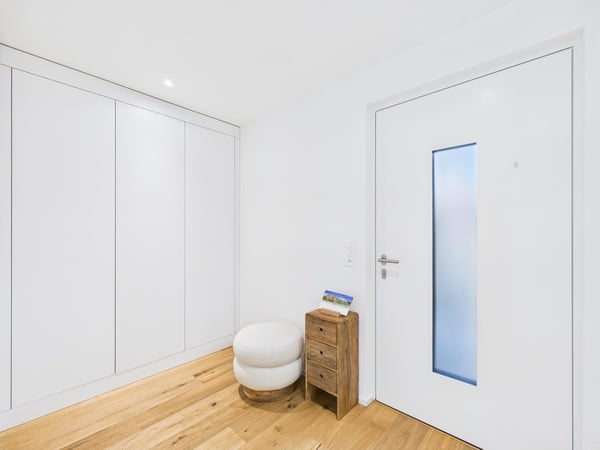 Neuwertiges 6.5-Zimmer-Doppeleinfamilienhaus mit hochwertigem Ausbau in Safenwil 8