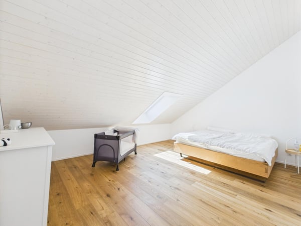 Neuwertiges 6.5-Zimmer-Doppeleinfamilienhaus mit hochwertigem Ausbau in Safenwil 17