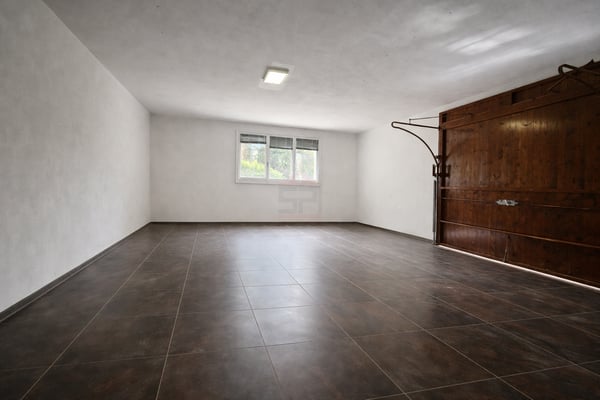 Élégante villa individuelle aux volumes généreux sur parcelle arborée de 1'088 m² 13