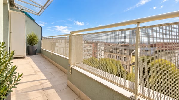 Dernier étage avec vue panoramique au coeur de Genève 2