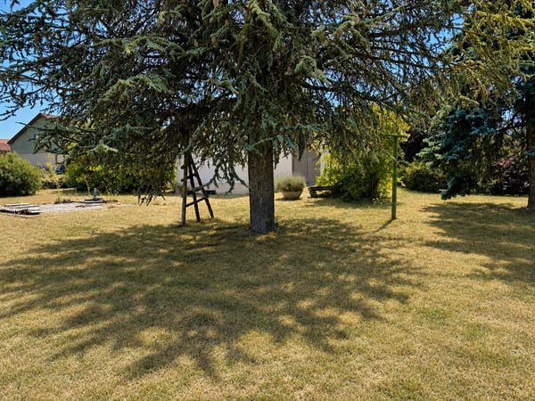 Maison individuelle de 4.5 pièces à Torny – Charme et tranquillité en campagne 12