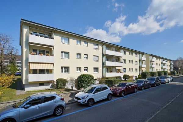 2.0 Zimmerwohnung in Riehen 1