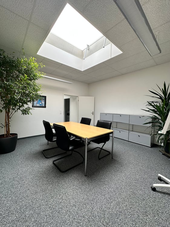 Flexible Bürofläche zu vermieten: 1 - 3 Büroräume mit diversen Extras in Füllinsdorf 1