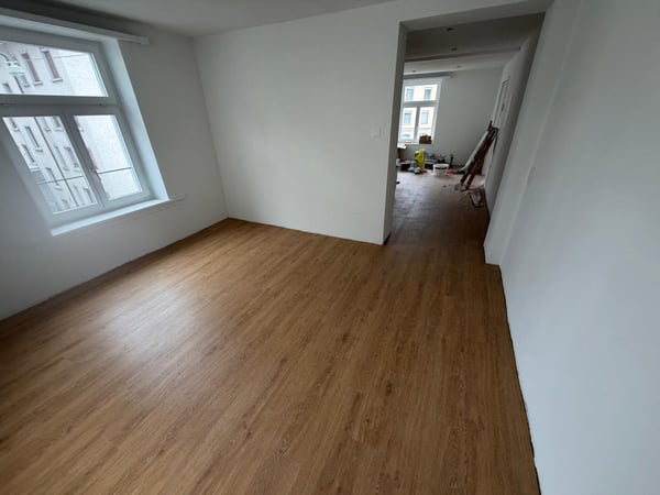 Helle 2.5-Zimmer-Wohnung an zentraler Lage in Reinach (AG) 2