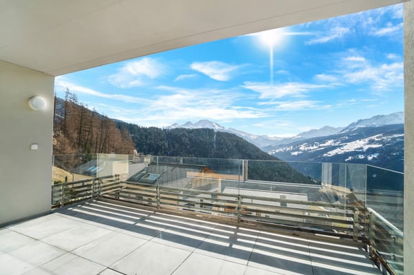 MODERNE ZWEITWOHNUNG MIT PANORAMABLICK 9