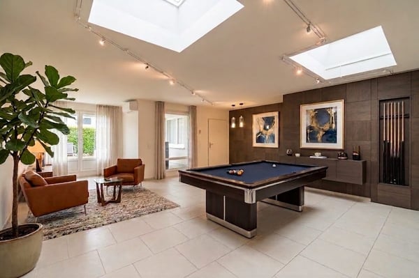 5.5 Zimmer Attikawohnung mit 550 m² Gartenterrasse, ein Traum.... 2