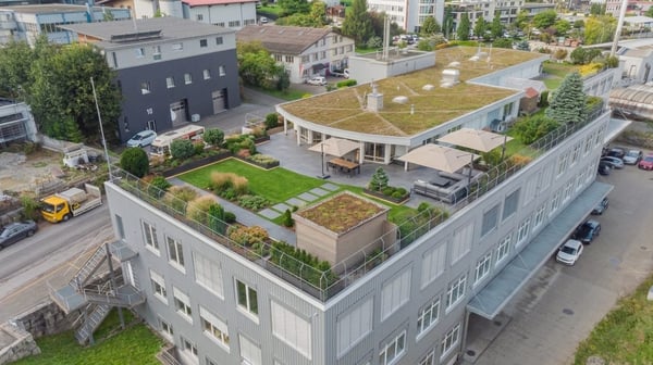 5.5 Zimmer Attikawohnung mit 550 m² Gartenterrasse, ein Traum.... 7