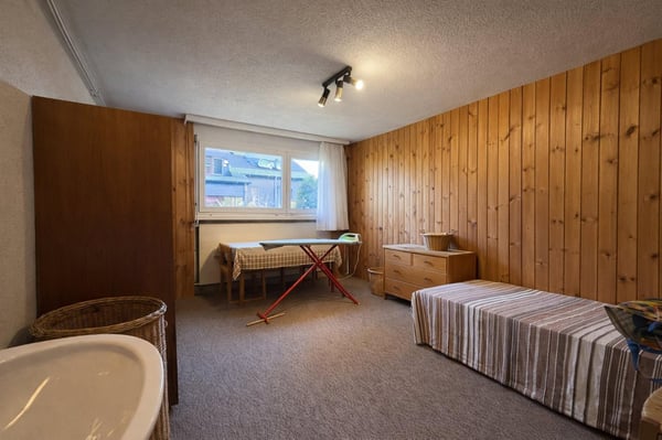 Familienfreundliches Doppeleinfamilienhaus mit Wintergarten und schöner Aussicht in Hinteregg 10