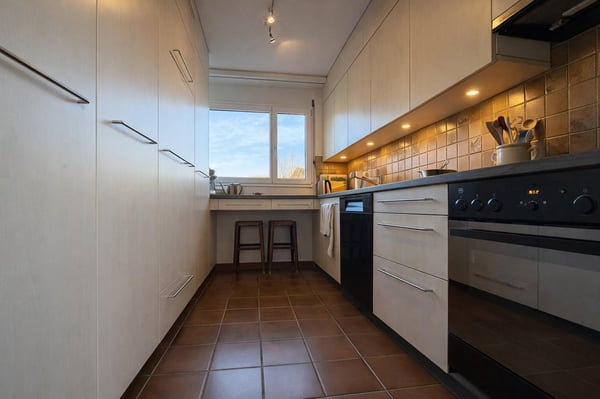 Familienfreundliches Doppeleinfamilienhaus mit Wintergarten und schöner Aussicht in Hinteregg 7