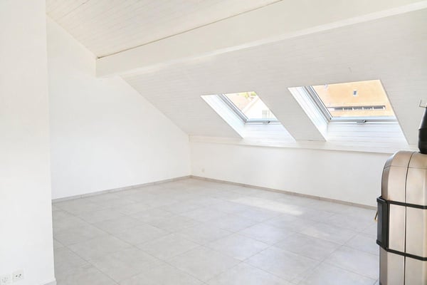 Charmante 5-Zimmer-Dachwohnung in Winkel – sofort verfügbar! 10