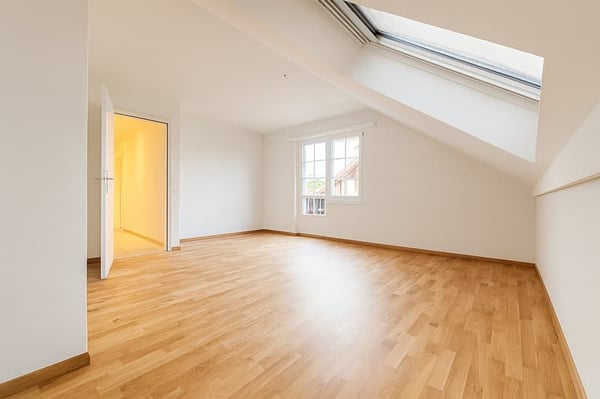 Charmante 5-Zimmer-Dachwohnung in Winkel – sofort verfügbar! 9