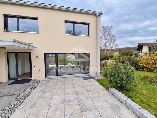 Lichtdurchflutetes Doppeleinfamilienhaus an ruhiger Lage 6
