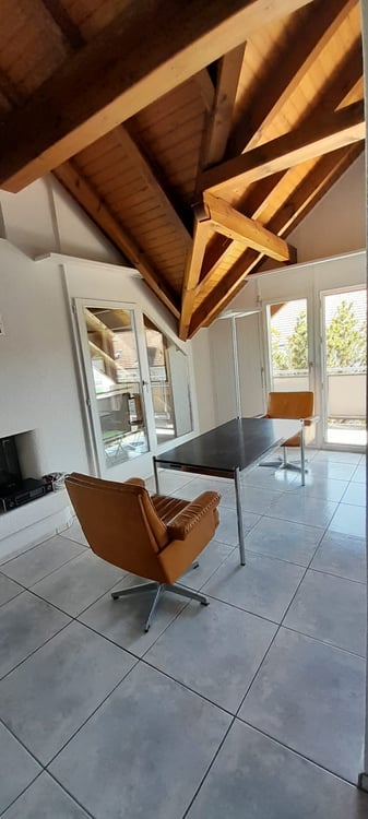 4.5-Zi.-Dachwohnung mit Cheminée kaufen in Messen (SO) 4