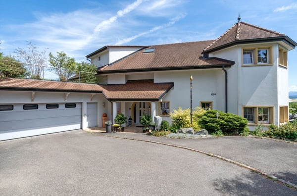 11-Zimmer-Villa mit Pool und Panoramaseesicht in Bellerive kaufen 10