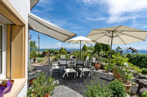 11-Zimmer-Villa mit Pool und Panoramaseesicht in Bellerive kaufen 4