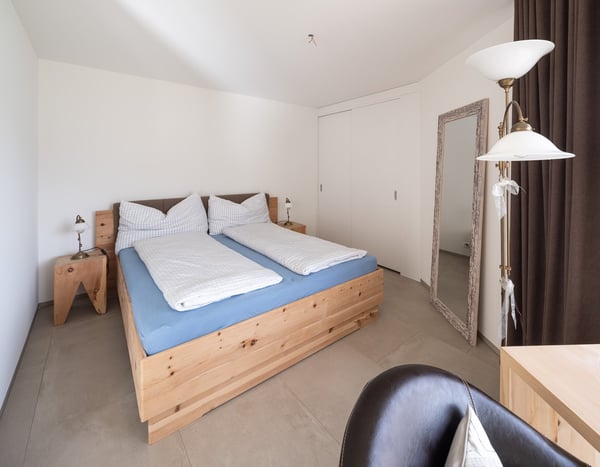 2.5 Zimmer Gartenwohnung 6