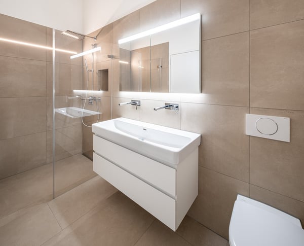 2.5 Zimmer Dachgeschoss Wohnung mit Loggia 9