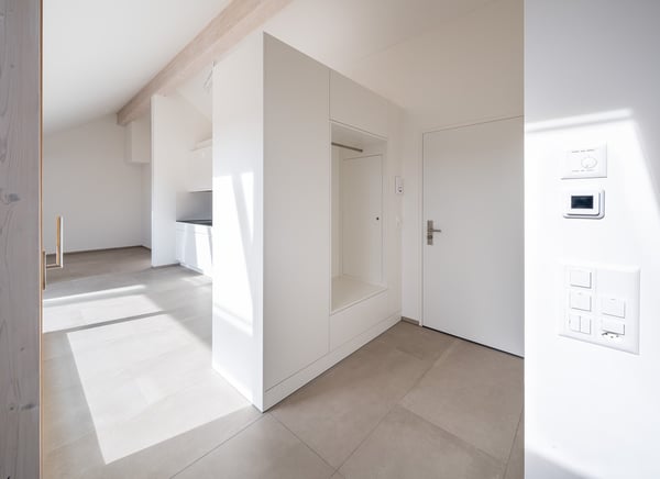 2.5 Zimmer Dachgeschoss Wohnung mit Loggia 6