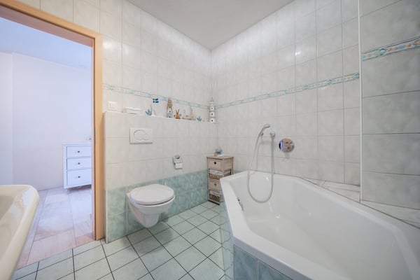 Günstige 4.5-Zimmer-Wohnung im 1. OG in Breitenbach – modern, familienfreundlich und mit Balkon 9