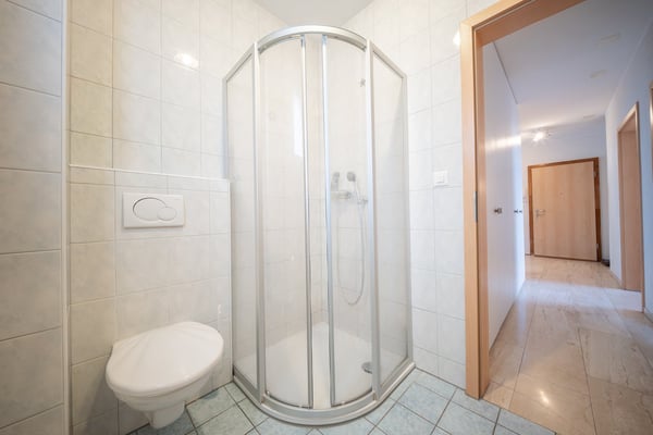 Günstige 4.5-Zimmer-Wohnung im 1. OG in Breitenbach – modern, familienfreundlich und mit Balkon 7