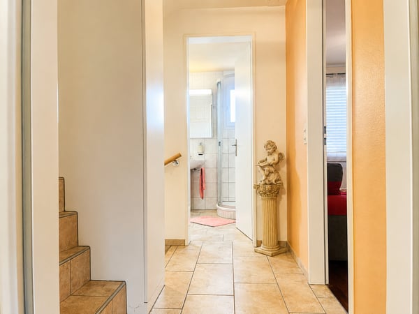 Sutter-Hüsli: 4.5-Zimmer-Reiheneinfamilienhaus in Aesch (Im Baurecht) 11