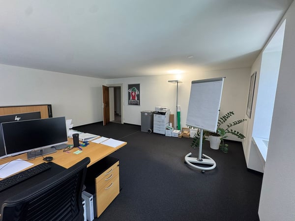 Büroräumlichkeit im Herzen von Altdorf …