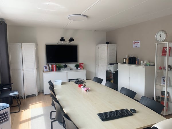 Büro in Feusisberg zu vermieten 8