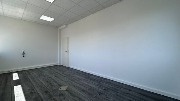 À louer – Local commercial / bureaux d’environ 62 m² au centre de Delémont 16