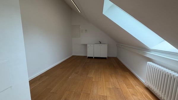 Loft atypique de 2.5 pièces à Delémont – Charme de l'ancien et confort moderne 8
