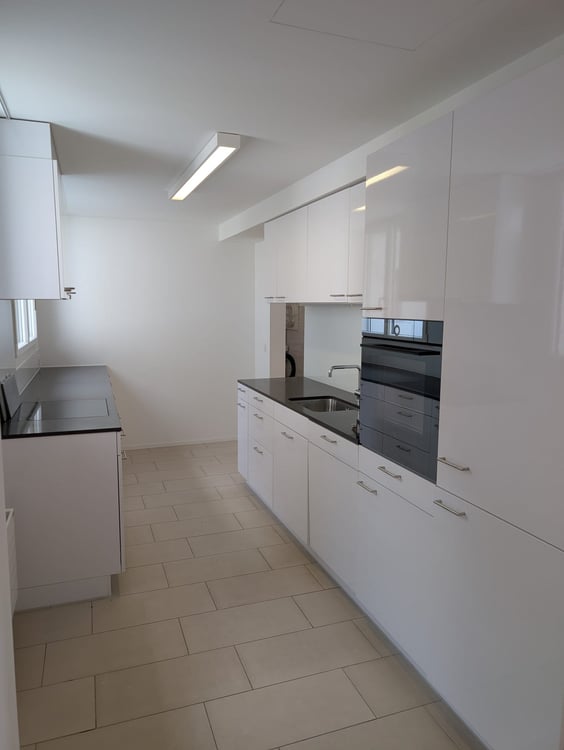 Zentrale 4.5-Zimmerwohnung beim Bahnhof Luzern 4