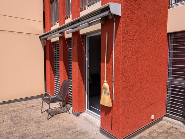 Schöne 1.5-Zimmerwohnung mit grosser Terrasse 7