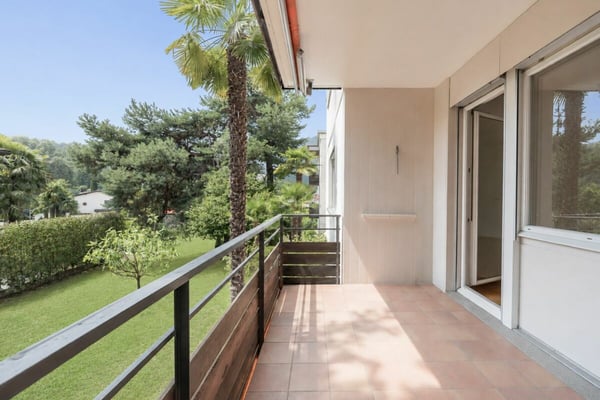 Appartamento 4.5 locali nel verde con piscina