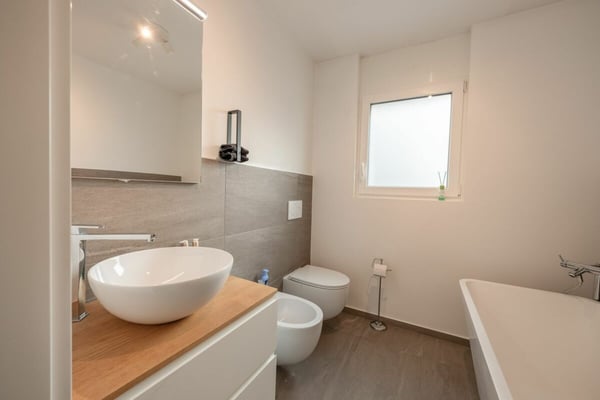 Moderna casa unifamiliare da 6 locali. 6