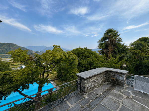 Splendida villa mediterranea con piscina e grande giardino 11