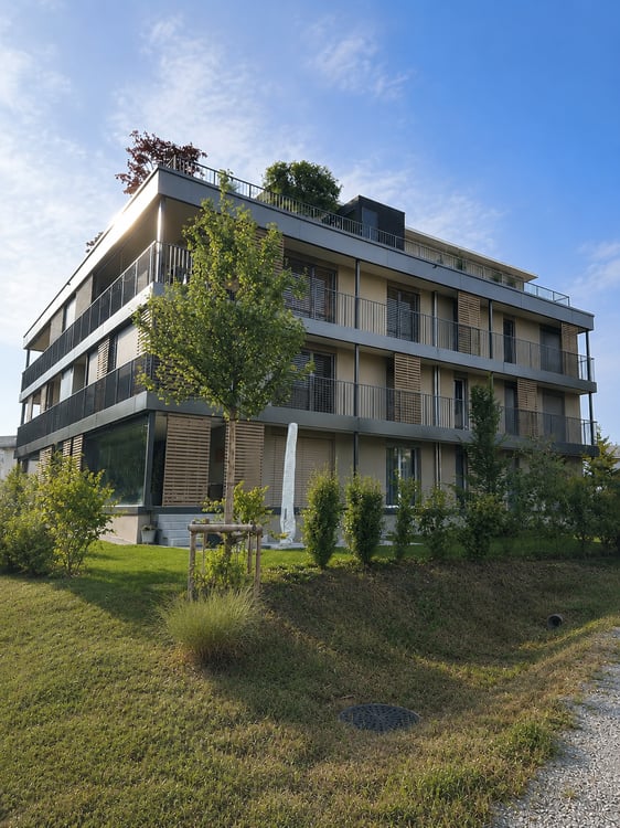 147 m² | 4.5-Zi.-Wohnung im 1. OG | grosszügige Terrasse