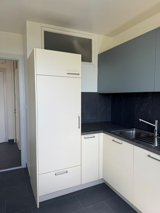 Appartement entièrement rénové 3